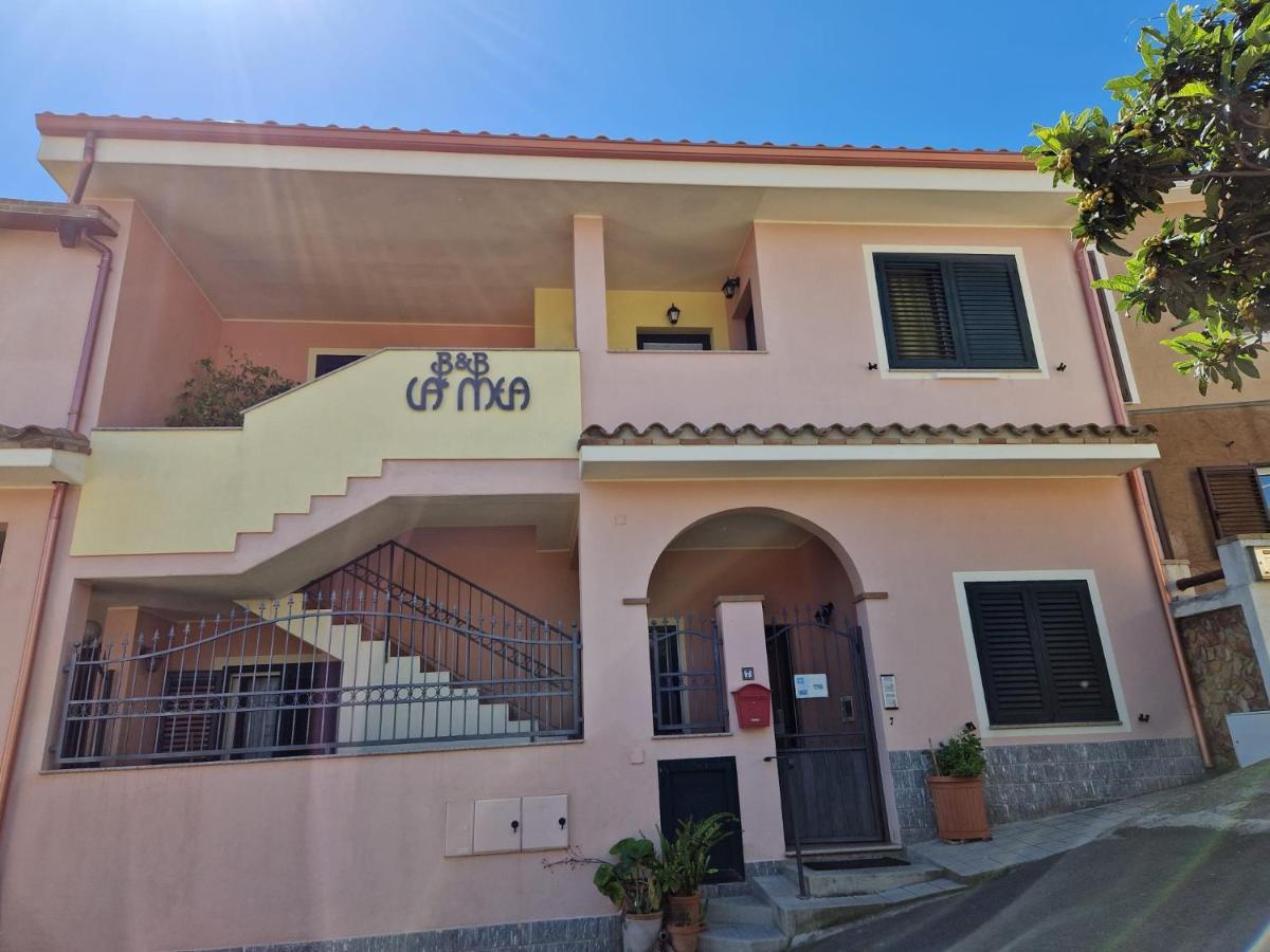 Ca'Mea Bed and Breakfast Villasimius Exteriör bild