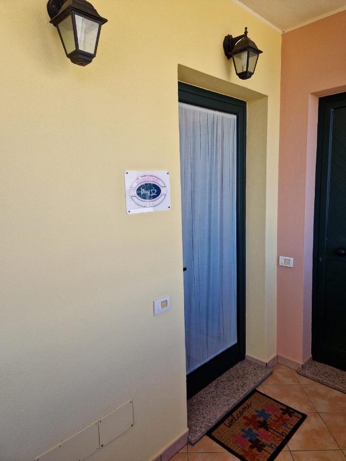 Ca'Mea Bed and Breakfast Villasimius Exteriör bild